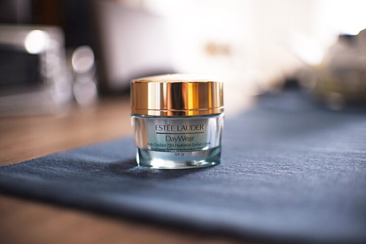 estée lauder daywear cream