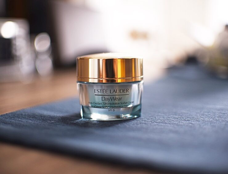 estée lauder daywear cream